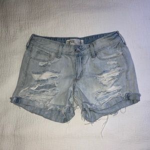 NEW light wash ripped jean shorts
